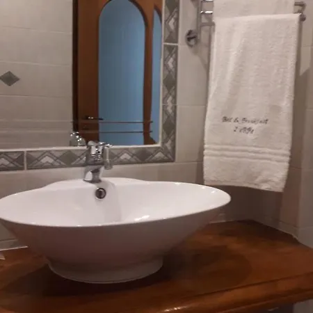 2 Erre Nocleg ze śniadaniem 4*